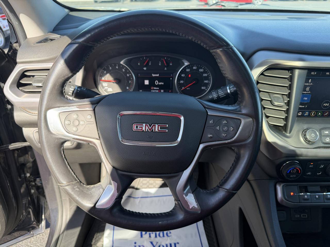GMC Acadia AWD 4dr AT4 2021