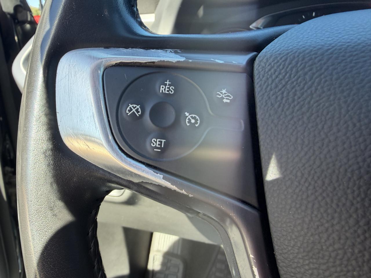 GMC Acadia AWD 4dr AT4 2021