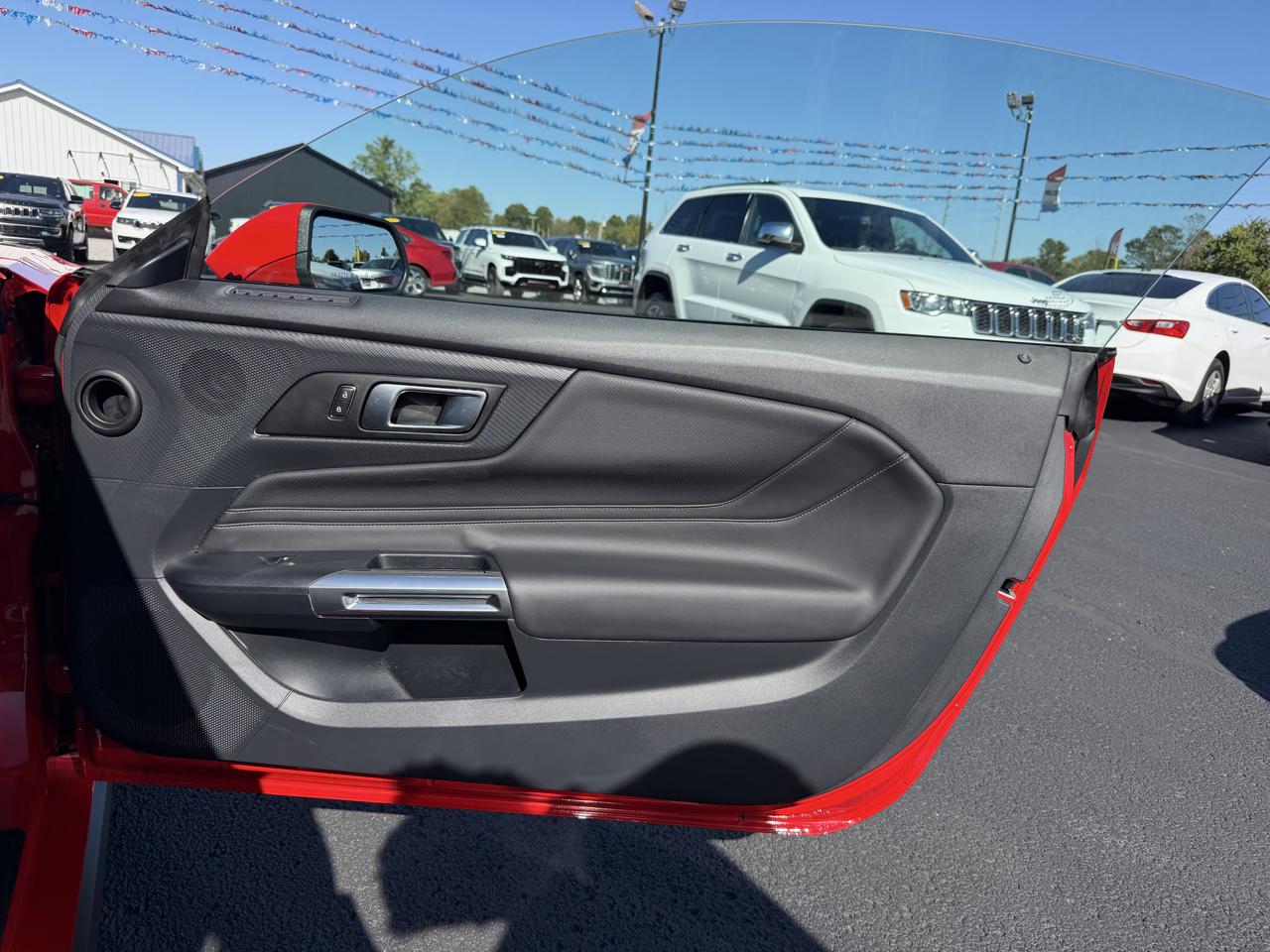 Ford Mustang EcoBoost Fastback 2026