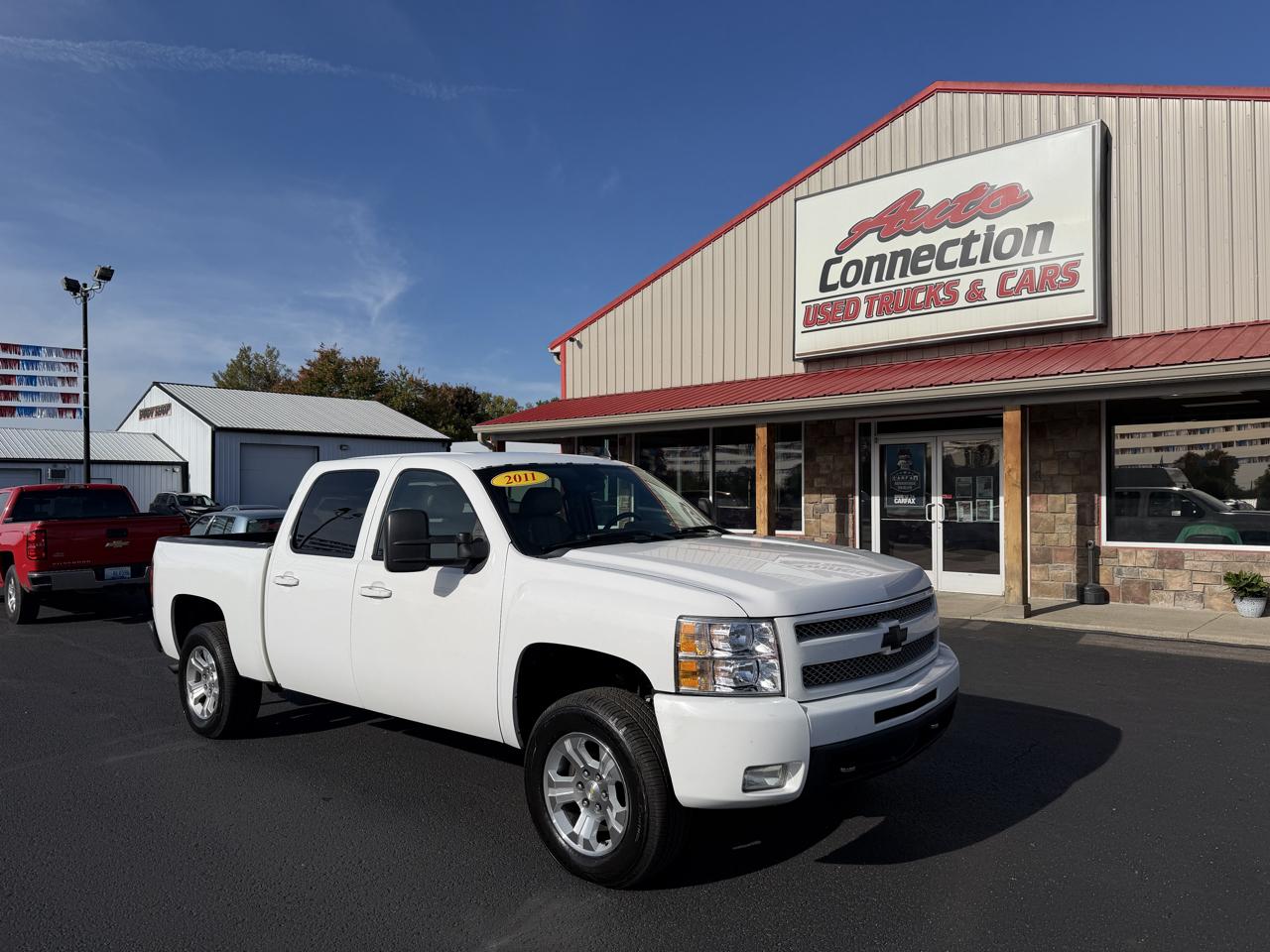 Chevrolet Silverado 1500 4WD Crew Cab 143.5" LT 2011