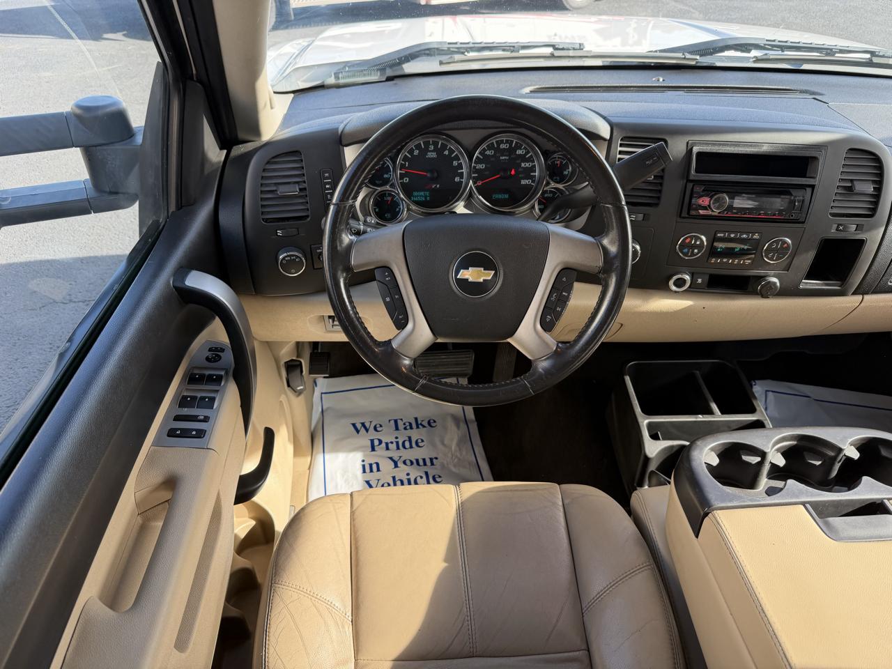 Chevrolet Silverado 1500 4WD Crew Cab 143.5" LT 2011