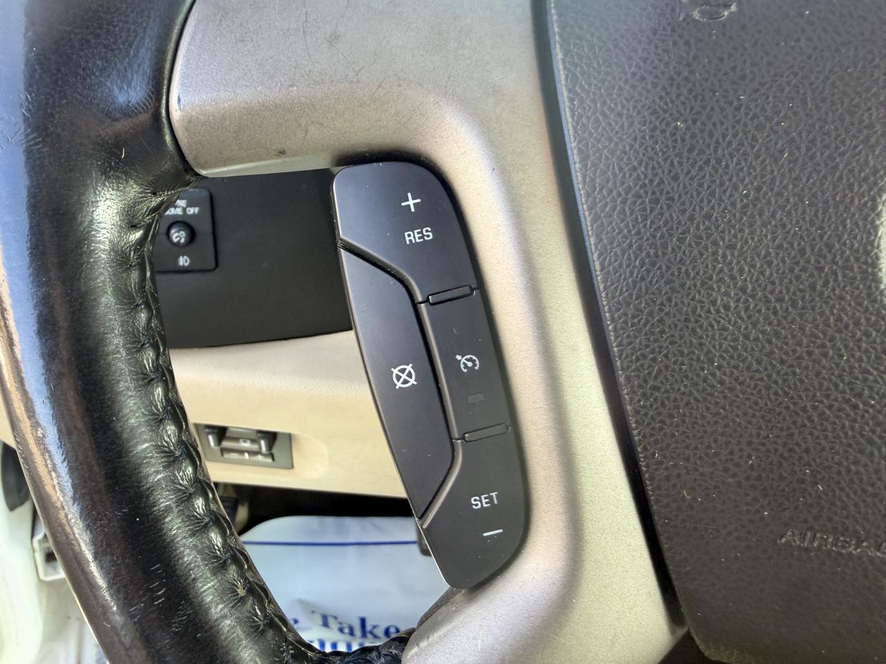 Chevrolet Silverado 1500 4WD Crew Cab 143.5" LT 2011