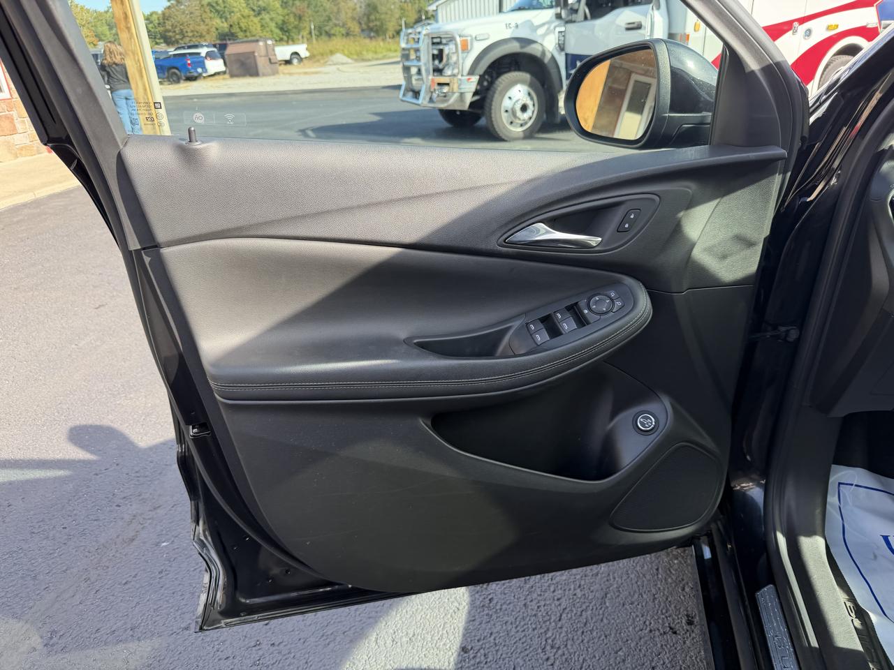 Buick Encore GX FWD 4dr Select 2023