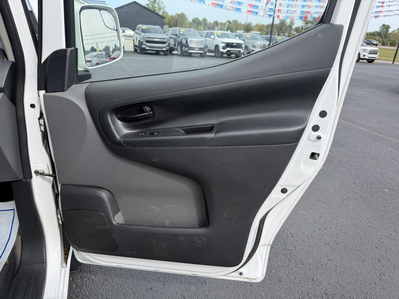 Nissan NV200 Compact Cargo I4 SV 2021