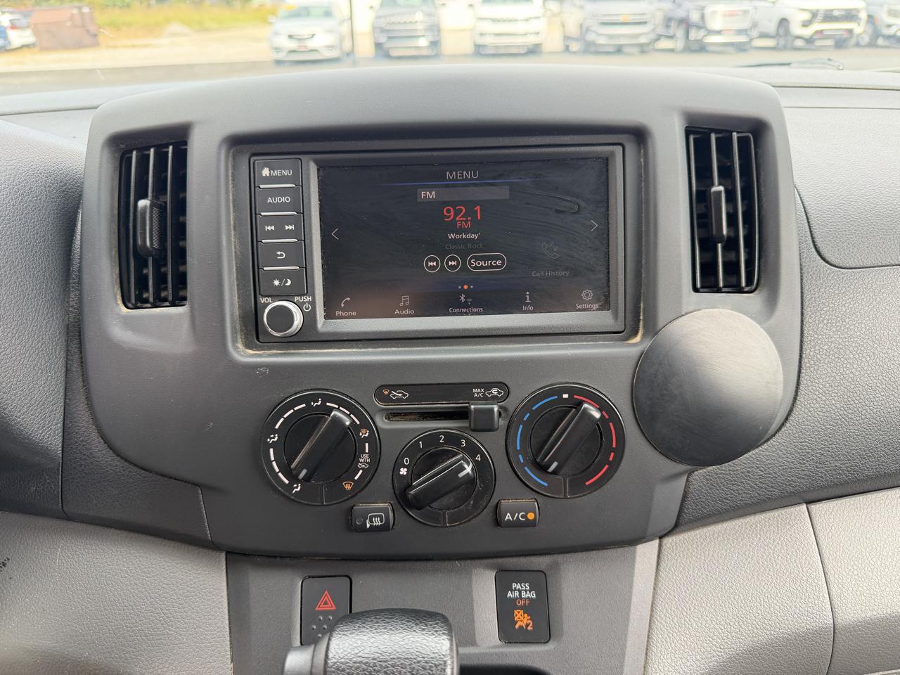 Nissan NV200 Compact Cargo I4 SV 2021