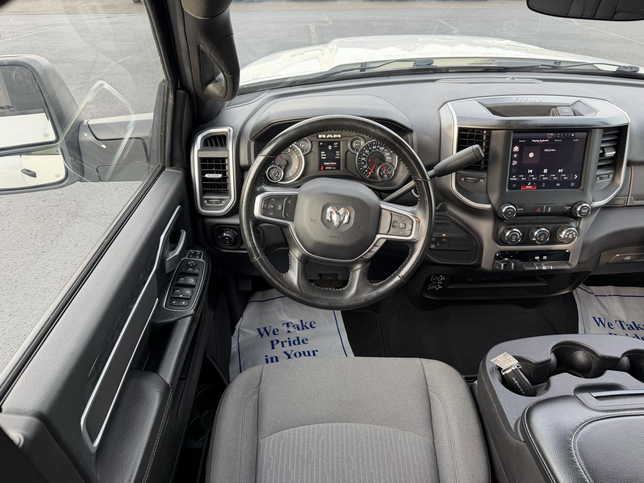 RAM 2500 Big Horn 4x4 Crew Cab 6'4" Box 2024