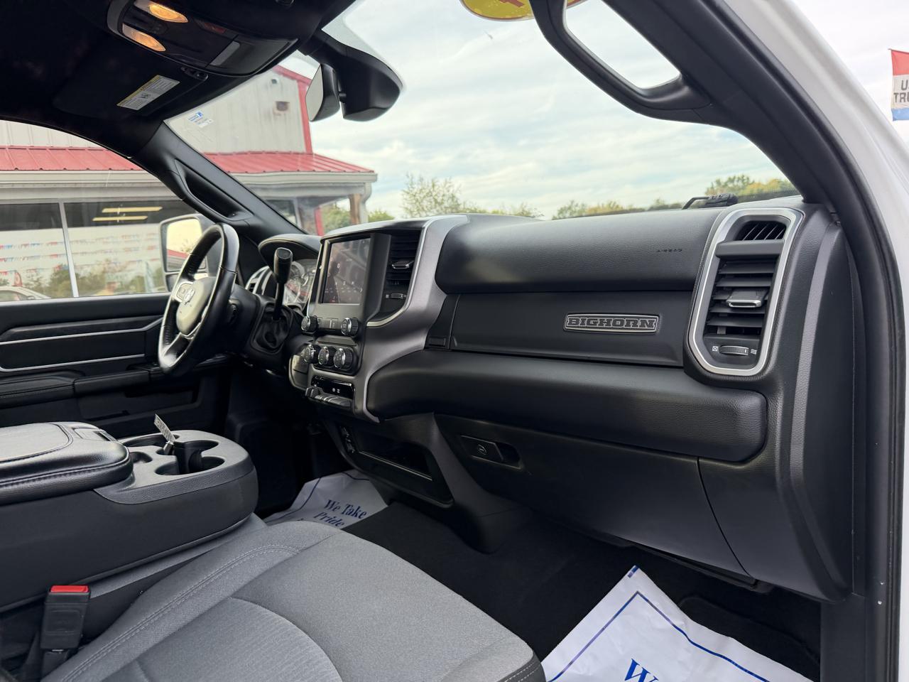 RAM 2500 Big Horn 4x4 Crew Cab 6'4" Box 2024
