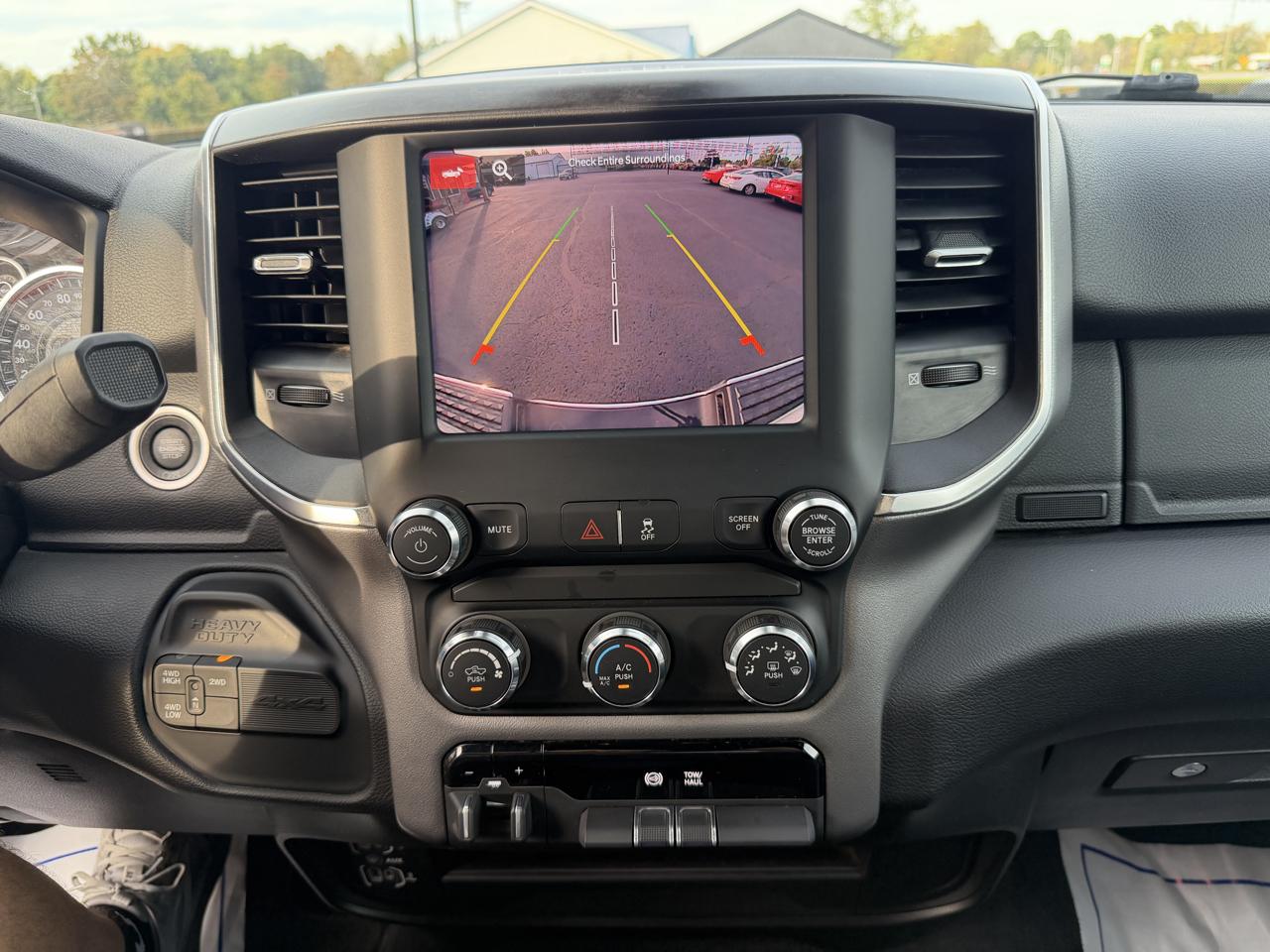 RAM 2500 Big Horn 4x4 Crew Cab 6'4" Box 2024