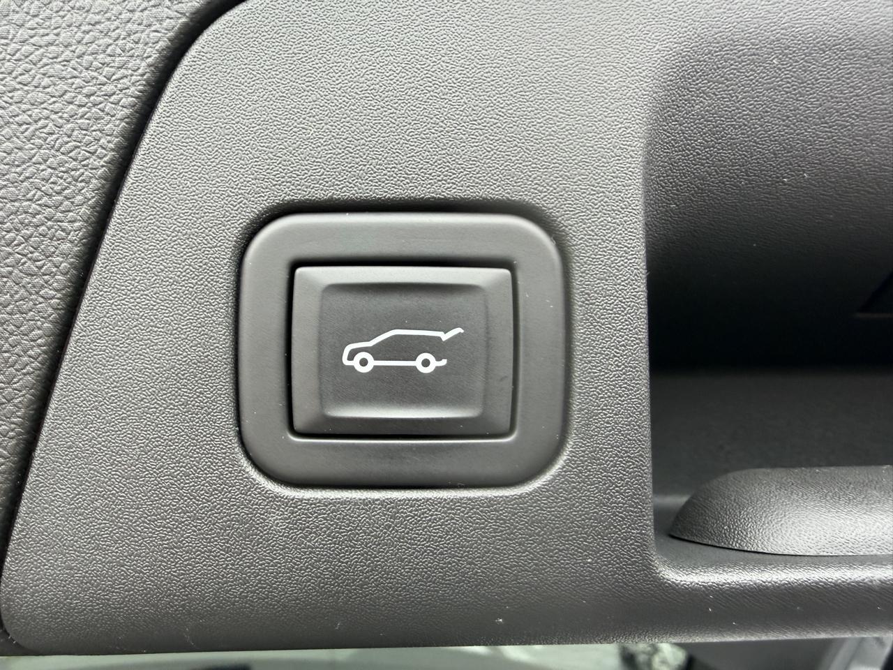 Buick Envision FWD 4dr Essence 2023