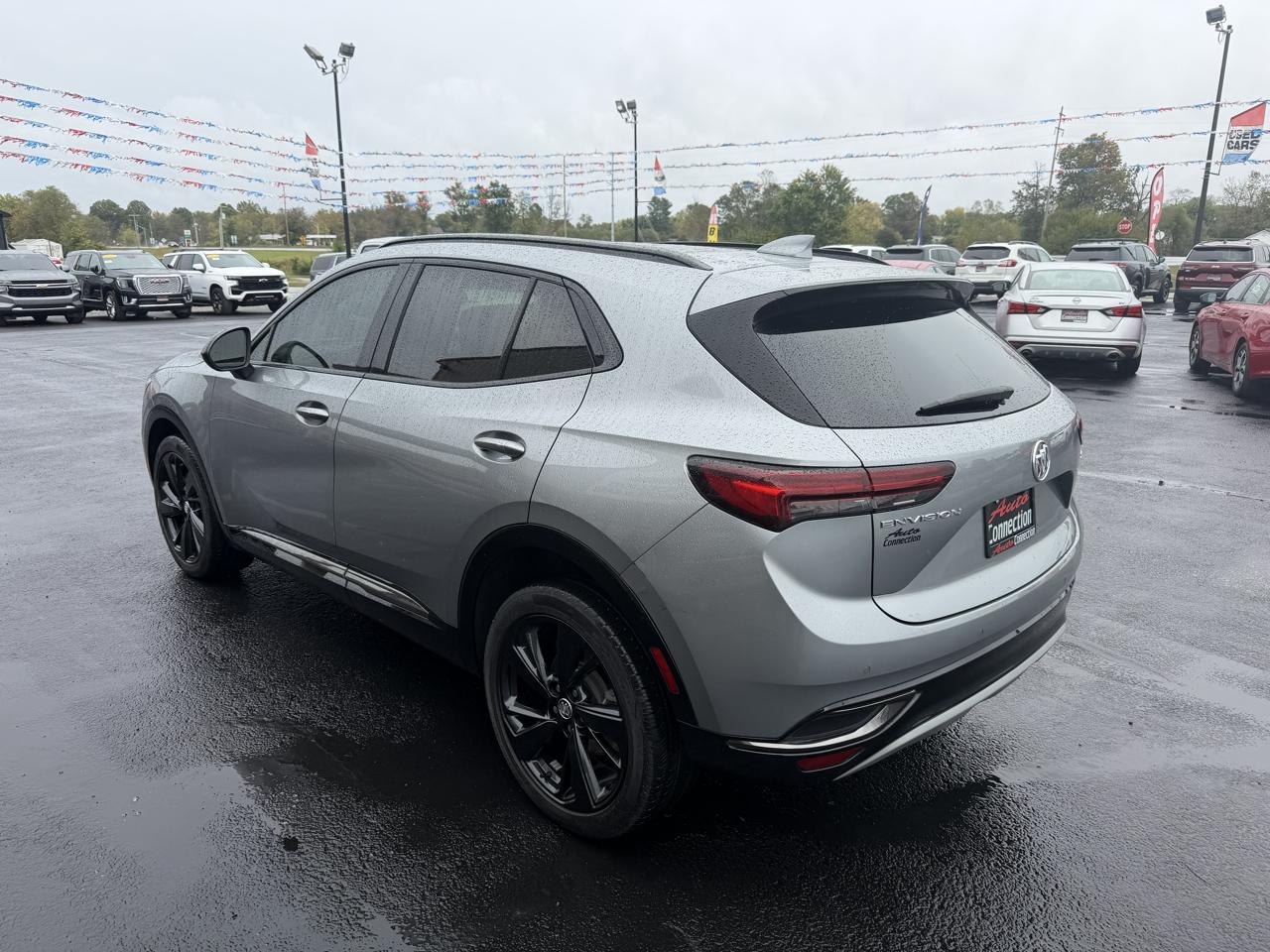 Buick Envision FWD 4dr Essence 2023