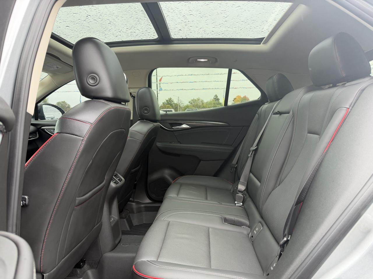 Buick Envision FWD 4dr Essence 2023