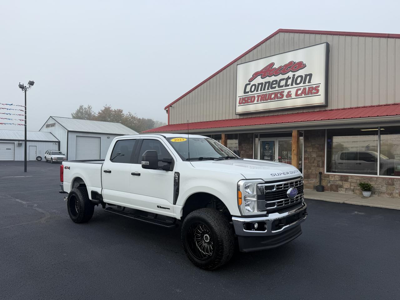 2023 Ford Super Duty F-250 SRW XLT 4WD Crew Cab 6.75' Box