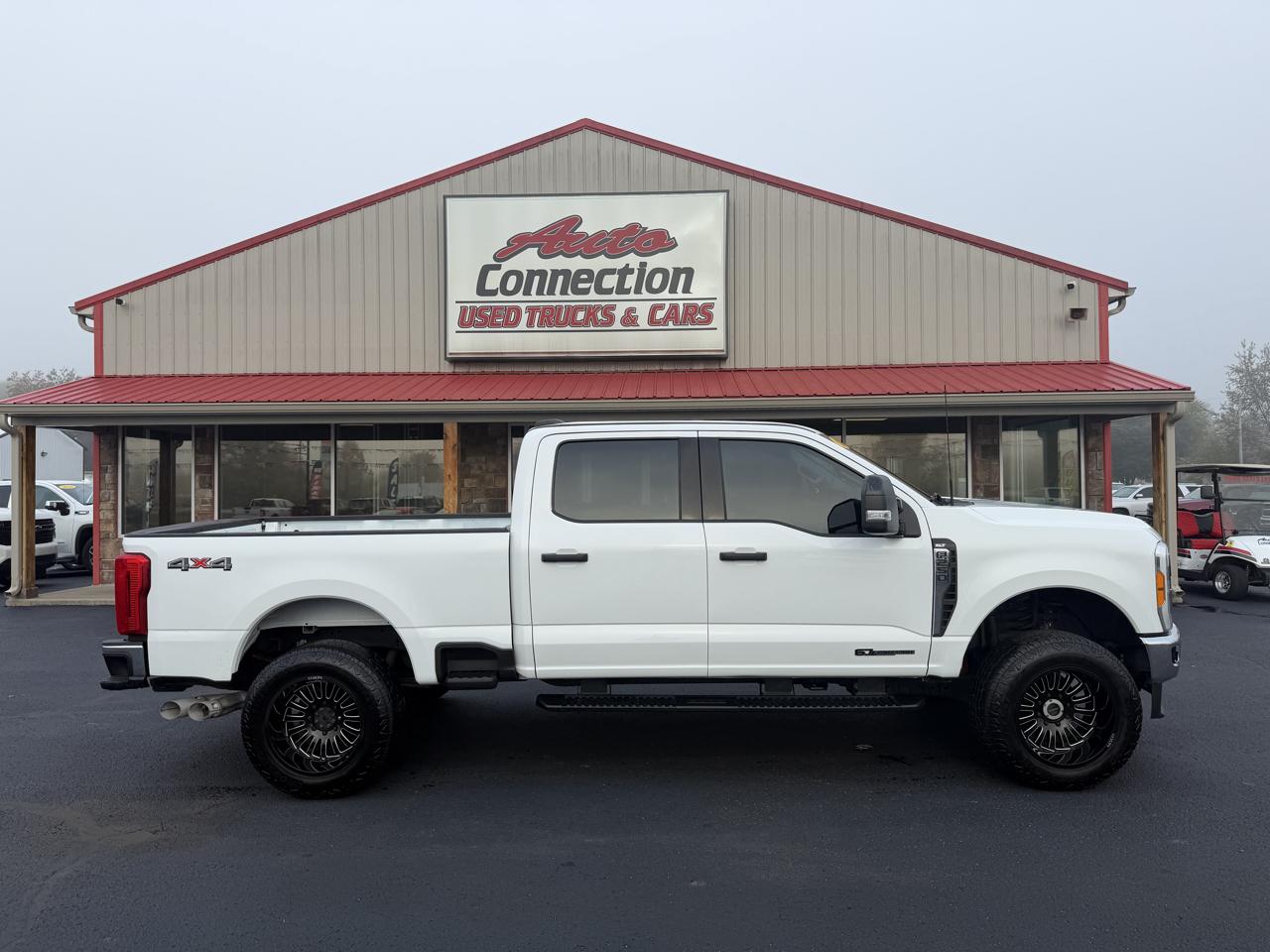 Ford Super Duty F-250 SRW XLT 4WD Crew Cab 6.75' Box 2023