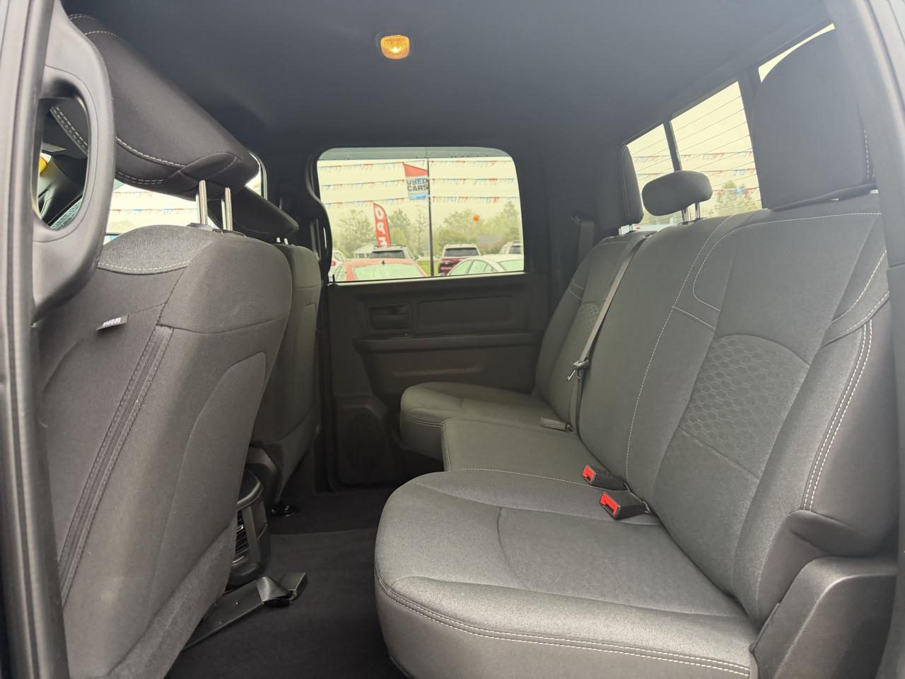 RAM 3500 Tradesman 4x4 Crew Cab 8' Box 2025