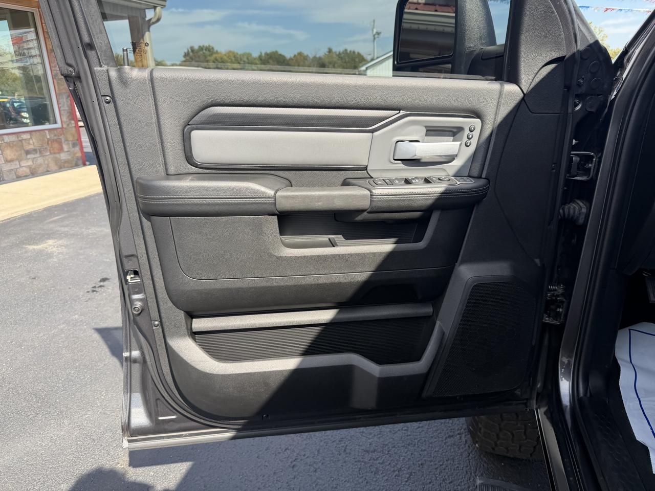 RAM 2500 Power Wagon Rebel 4x4 Crew Cab 6'4" Box 2023