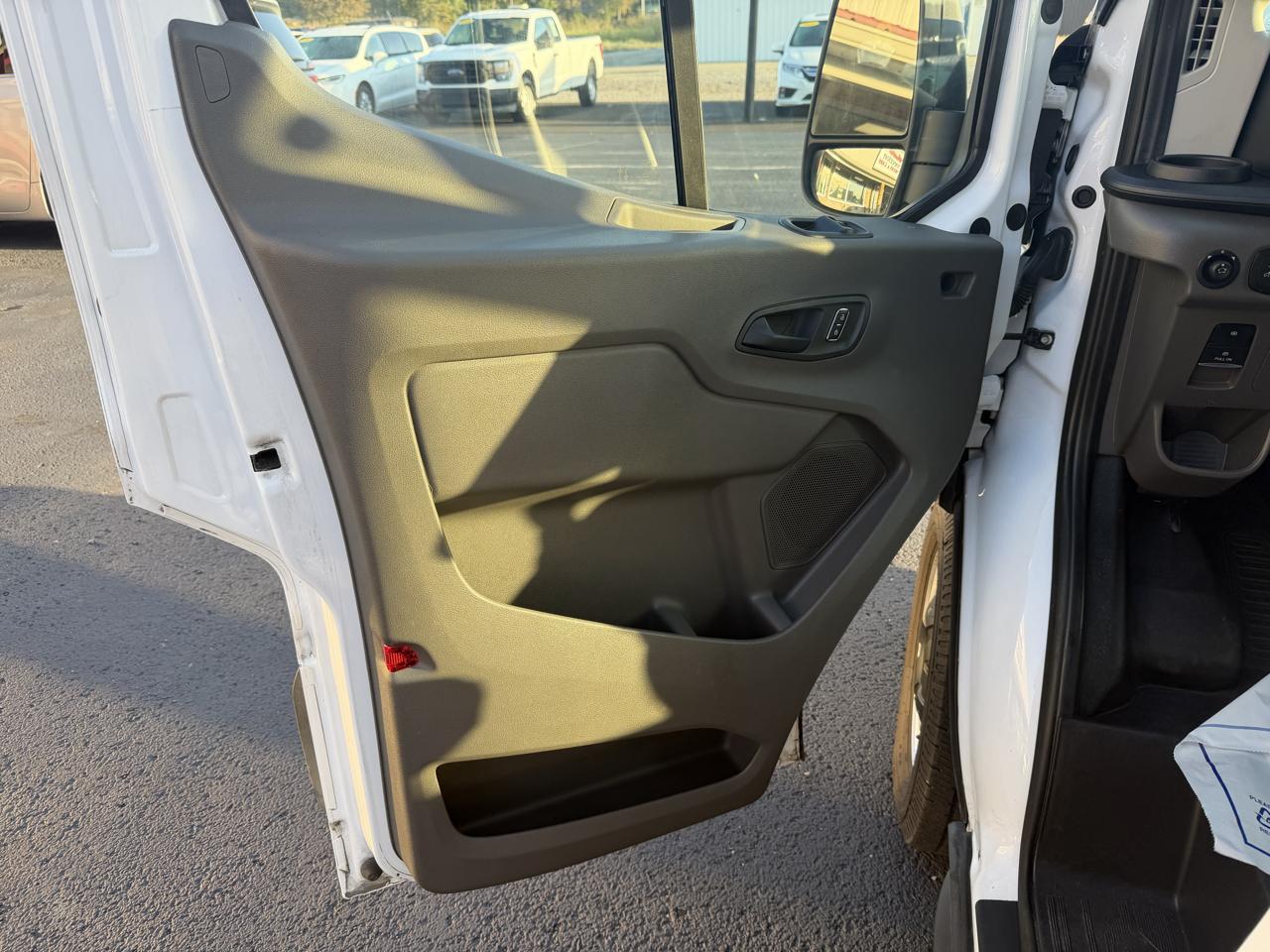 Ford Transit Cargo Van T-150 130" Med Rf 8670 GVWR RWD 2023
