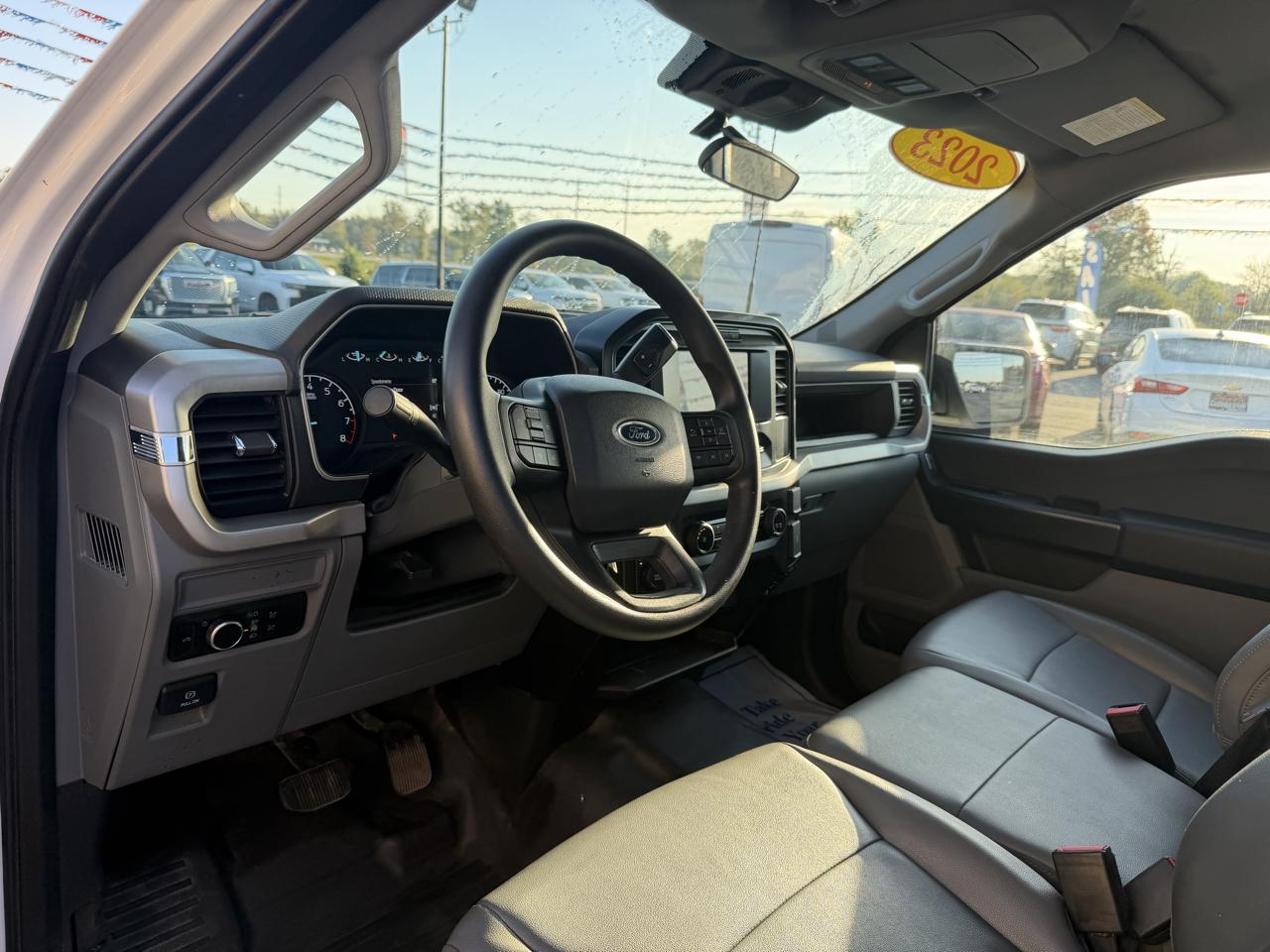 Ford F-150 4WD SuperCab 163" XL 2023