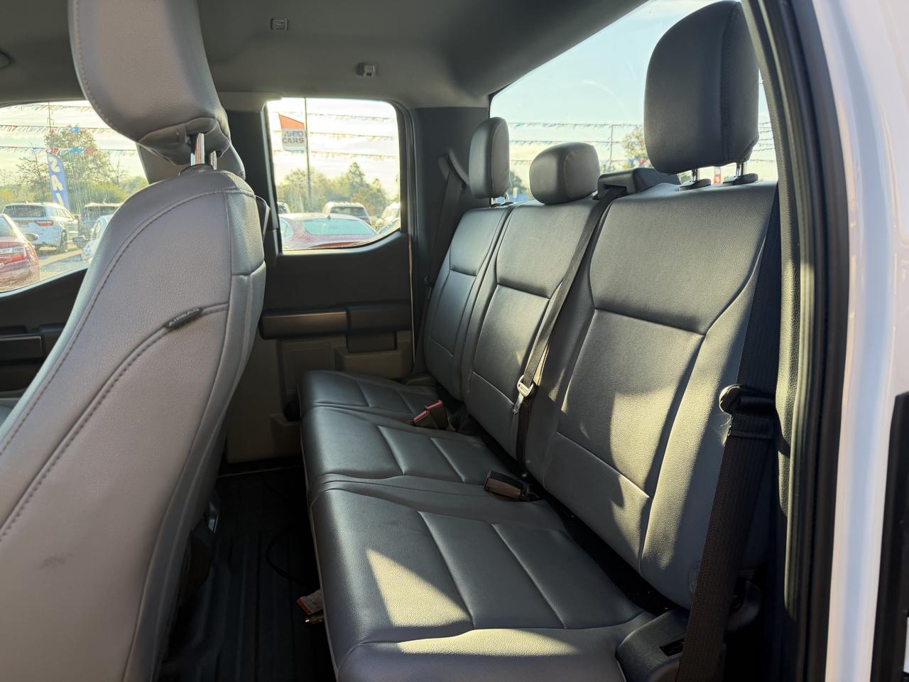 Ford F-150 4WD SuperCab 163" XL 2023