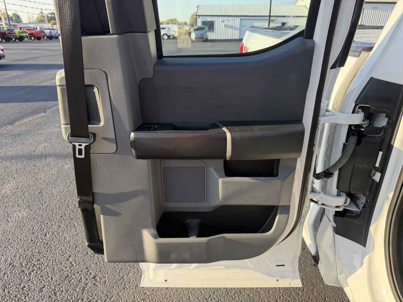 Ford F-150 4WD SuperCab 163" XL 2023