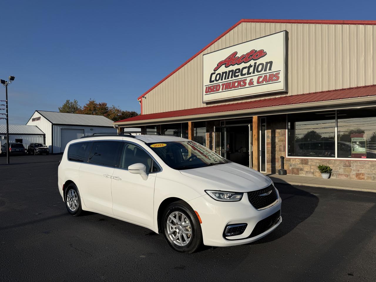 2022 Chrysler Pacifica Touring L