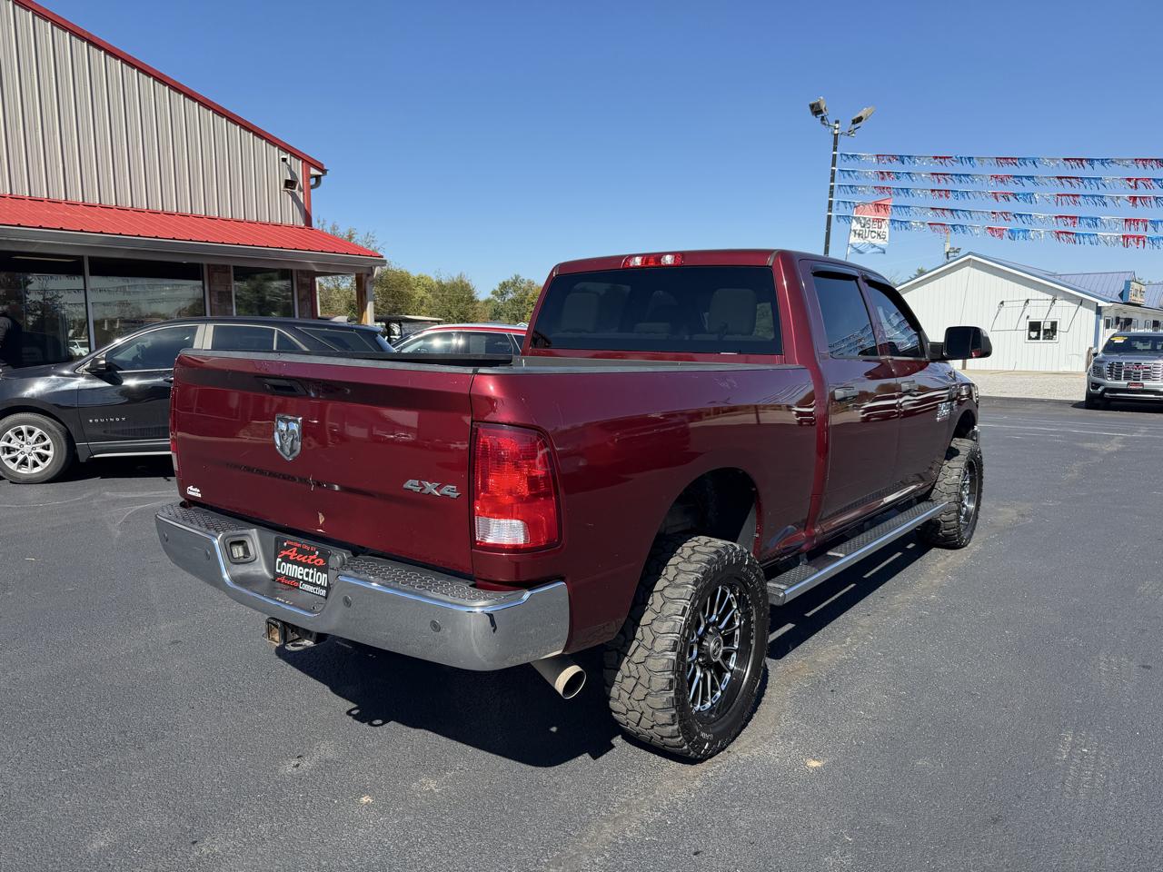 RAM 2500 Tradesman 4x4 Crew Cab 6'4" Box 2018