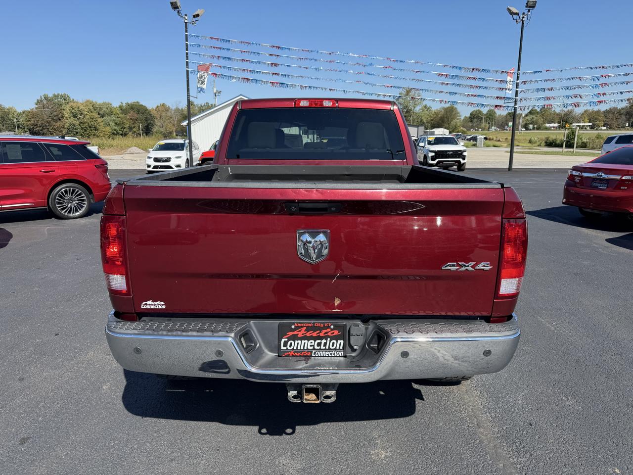 RAM 2500 Tradesman 4x4 Crew Cab 6'4" Box 2018