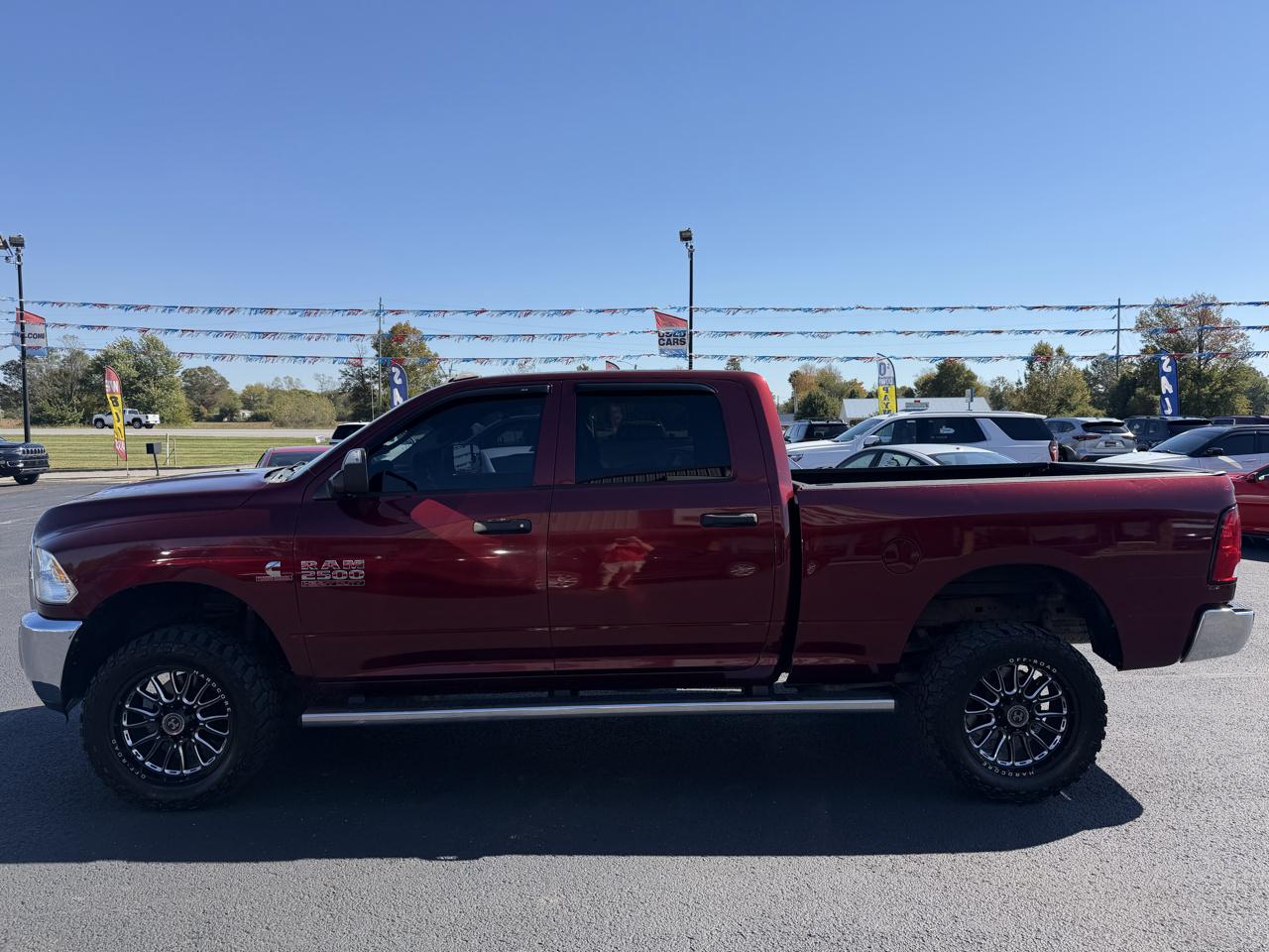 RAM 2500 Tradesman 4x4 Crew Cab 6'4" Box 2018