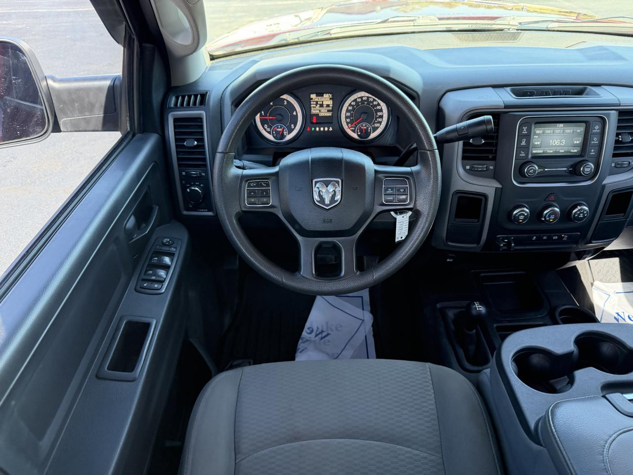 RAM 2500 Tradesman 4x4 Crew Cab 6'4" Box 2018