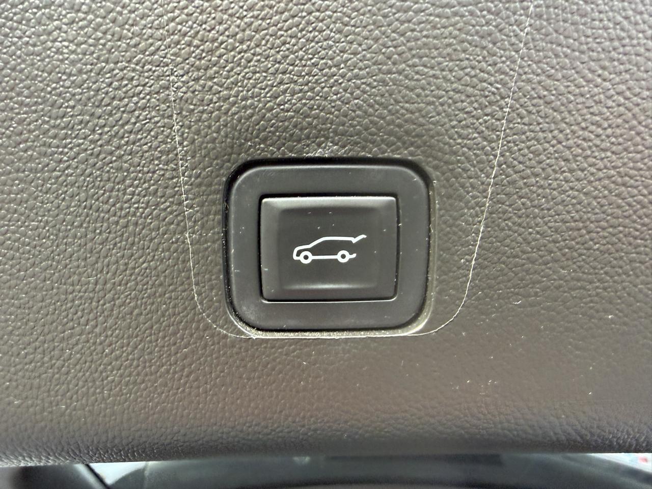 Chevrolet Traverse FWD 4dr LT Leather w/3LT 2019
