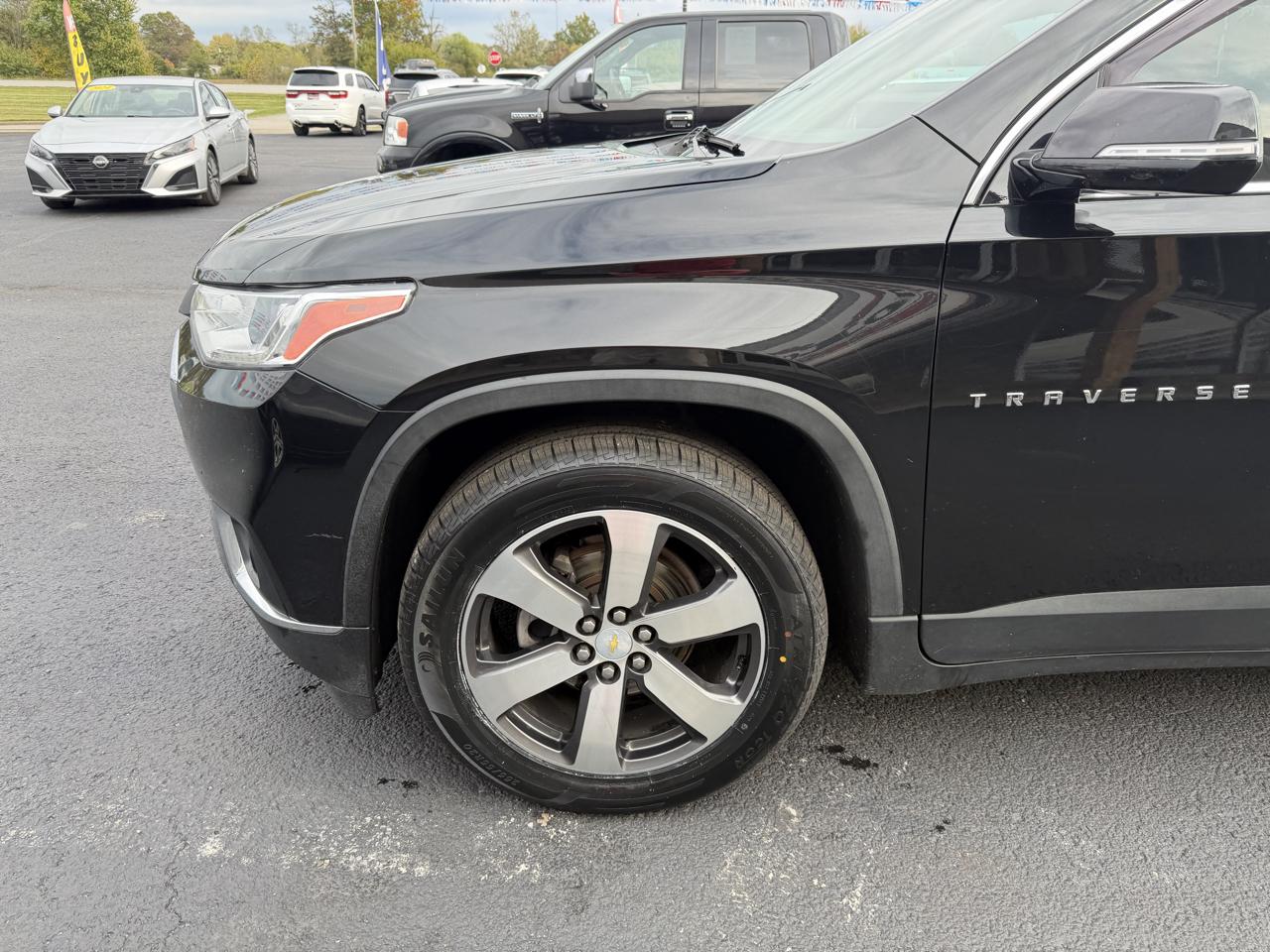 Chevrolet Traverse FWD 4dr LT Leather w/3LT 2019