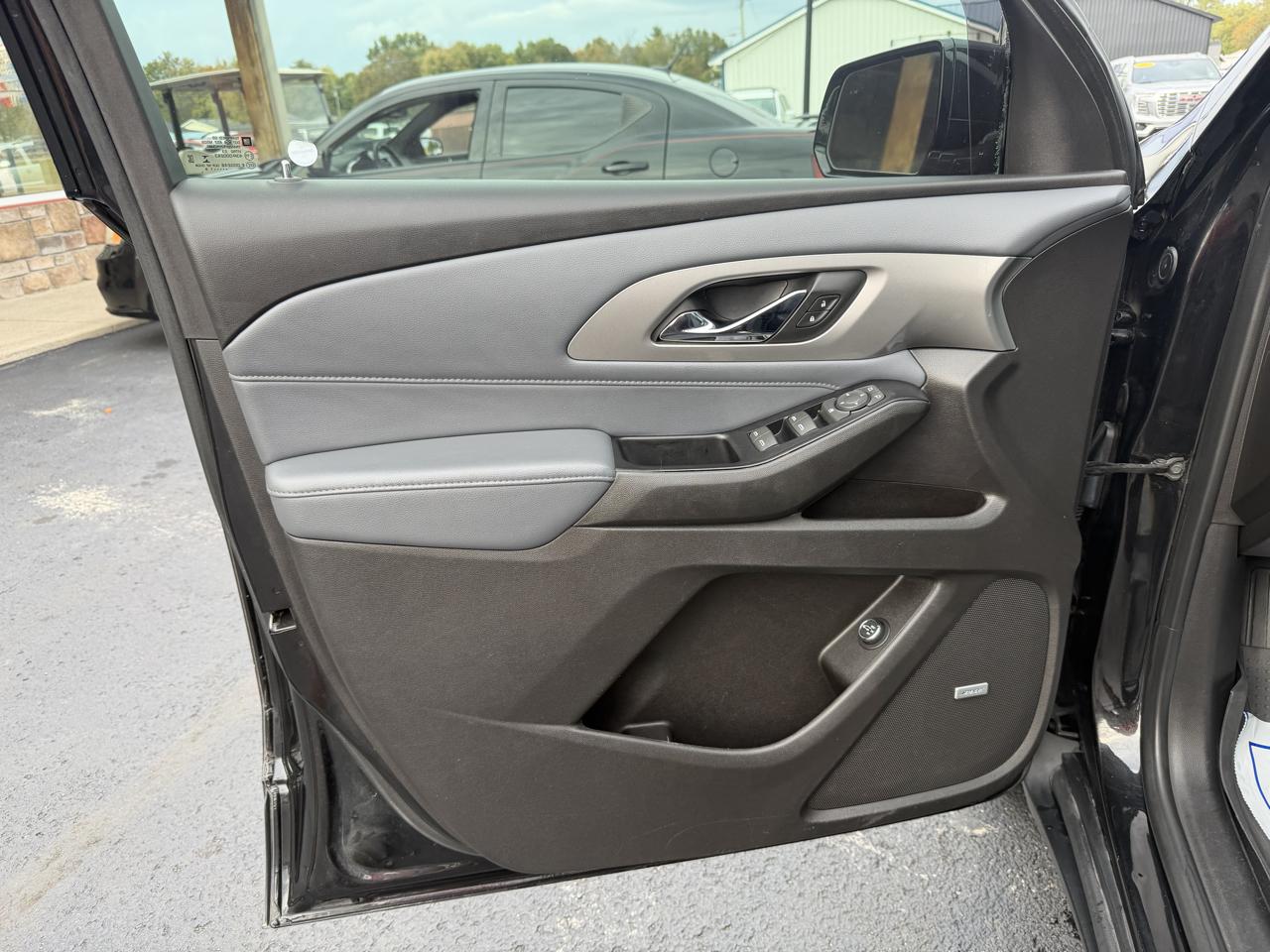 Chevrolet Traverse FWD 4dr LT Leather w/3LT 2019