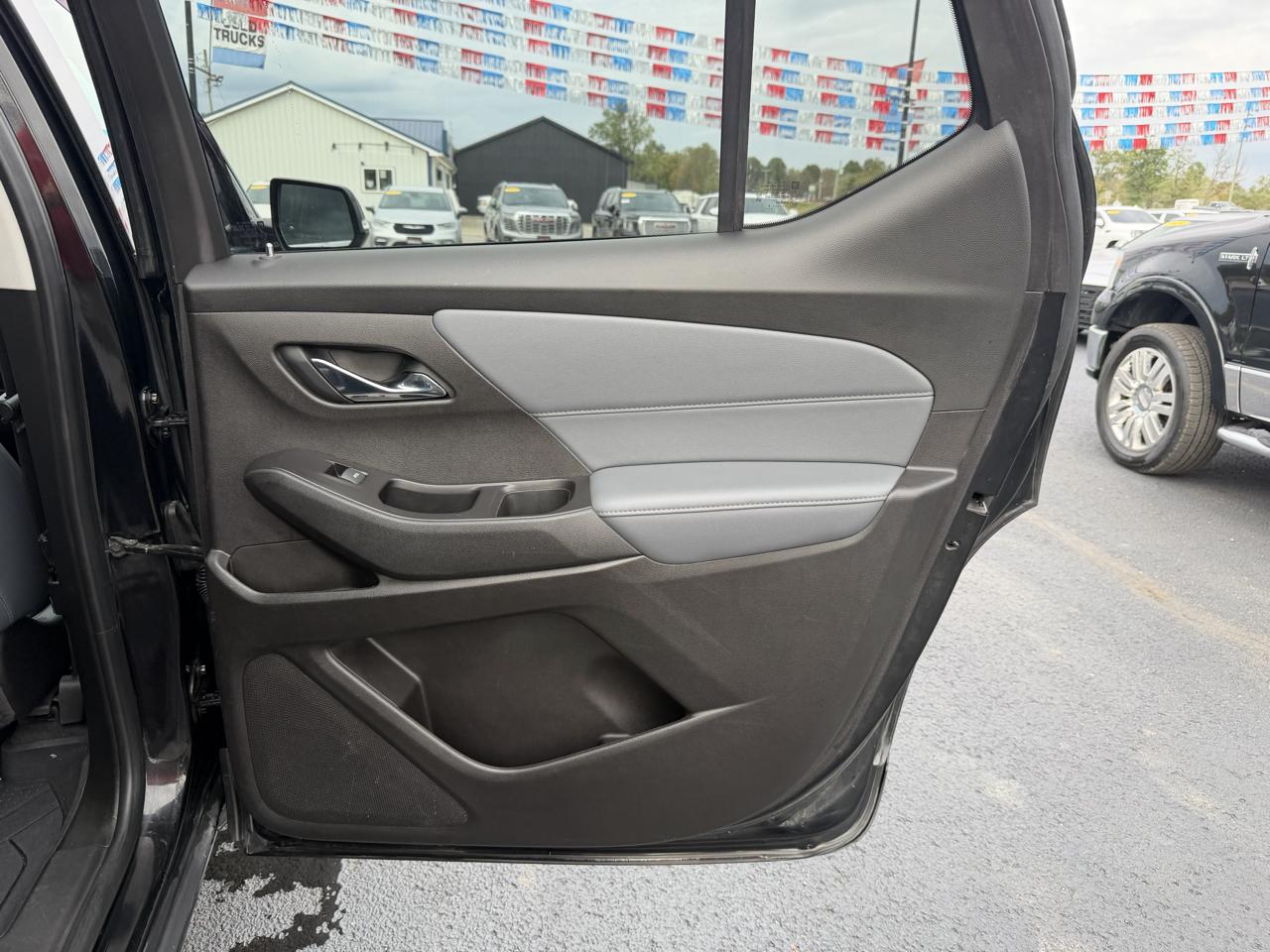 Chevrolet Traverse FWD 4dr LT Leather w/3LT 2019