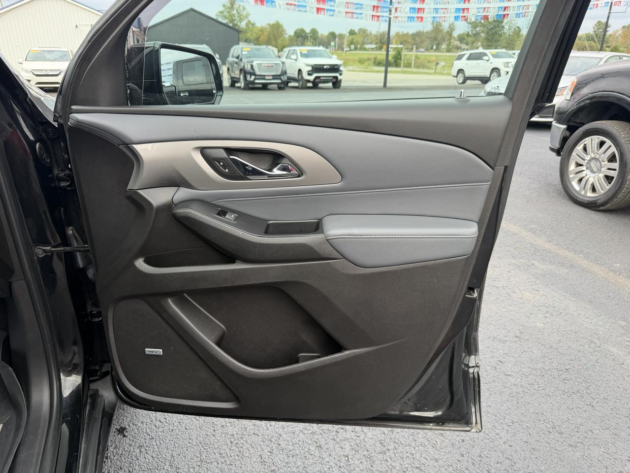 Chevrolet Traverse FWD 4dr LT Leather w/3LT 2019