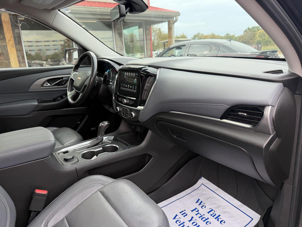 Chevrolet Traverse FWD 4dr LT Leather w/3LT 2019