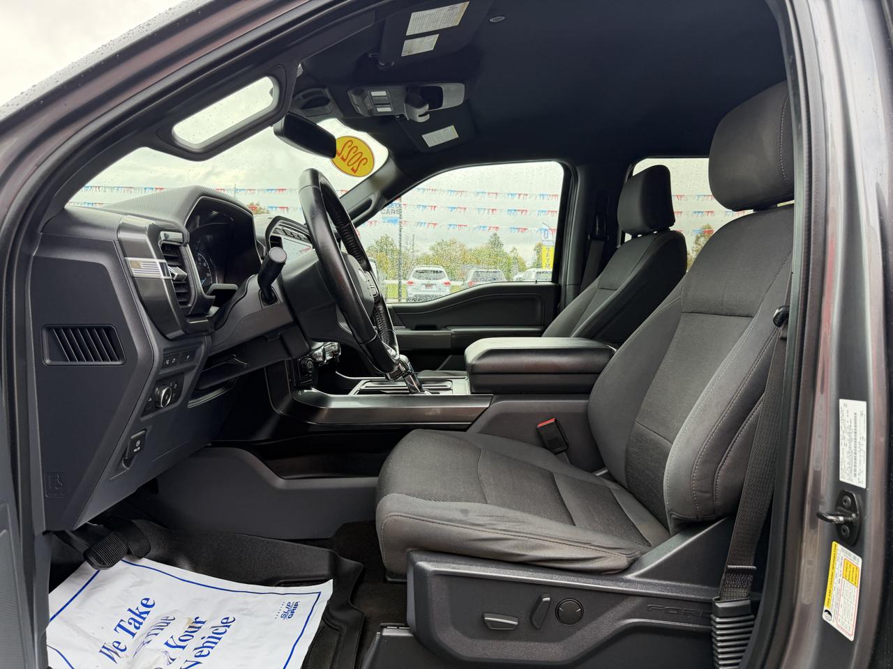 Ford F-150 4WD SuperCrew 150" XLT 2022