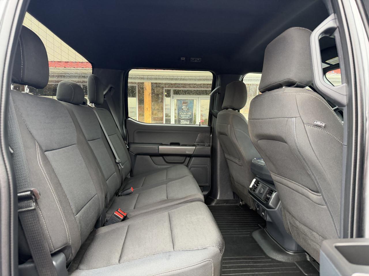 Ford F-150 4WD SuperCrew 150" XLT 2022