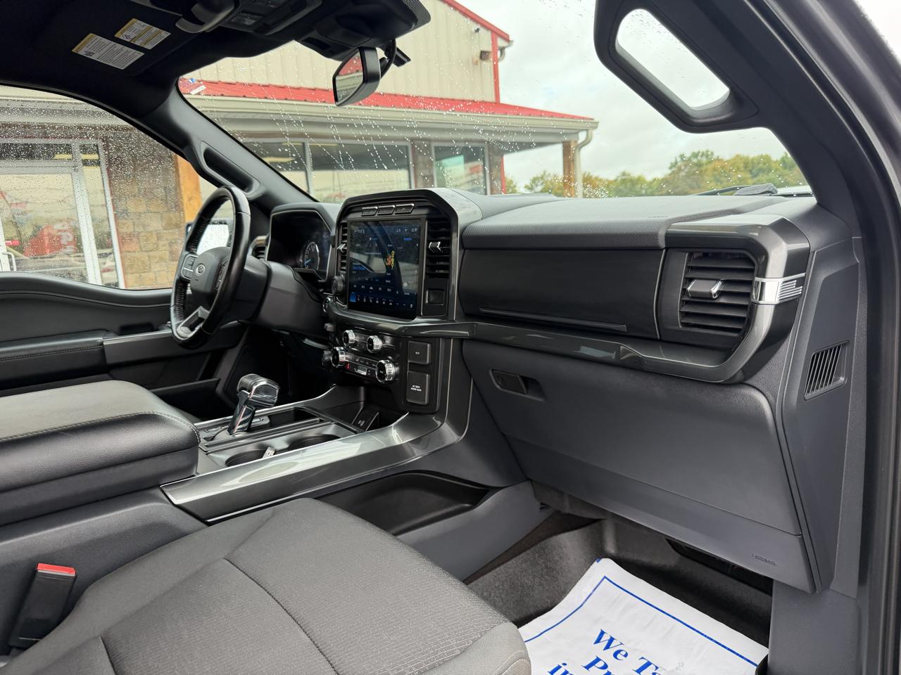 Ford F-150 4WD SuperCrew 150" XLT 2022