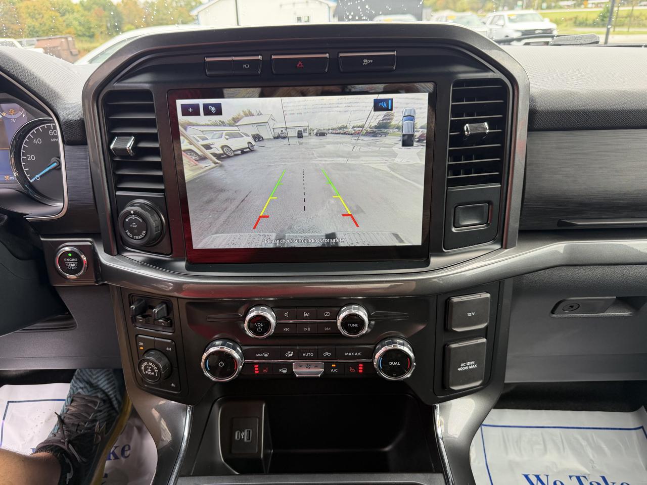 Ford F-150 4WD SuperCrew 150" XLT 2022