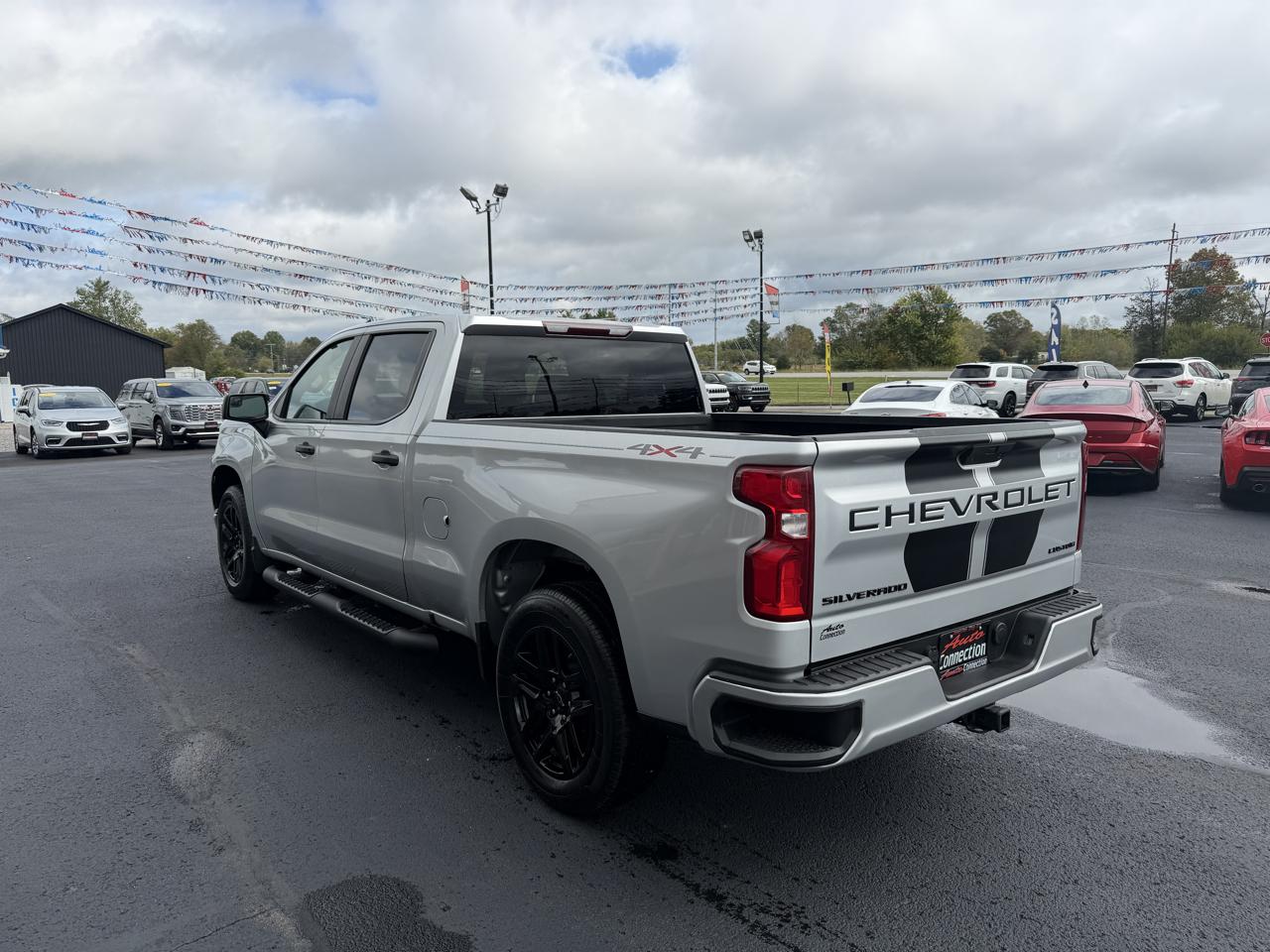 Chevrolet Silverado 1500 LTD 4WD Crew Cab 157" Custom 2022