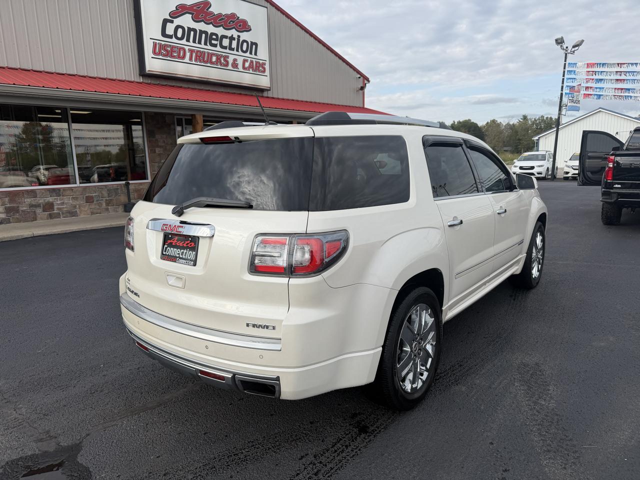 GMC Acadia AWD 4dr Denali 2013
