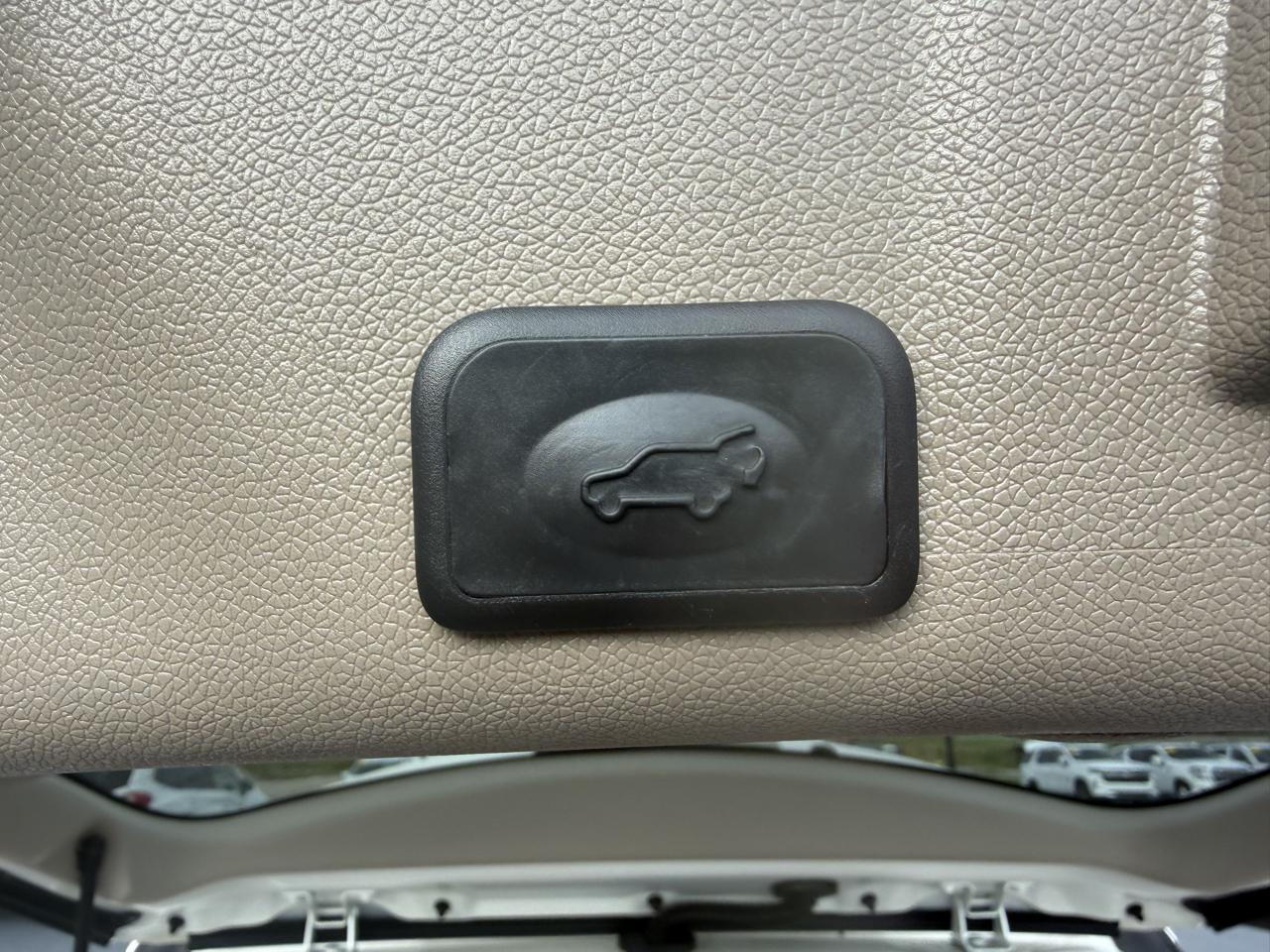 GMC Acadia AWD 4dr Denali 2013