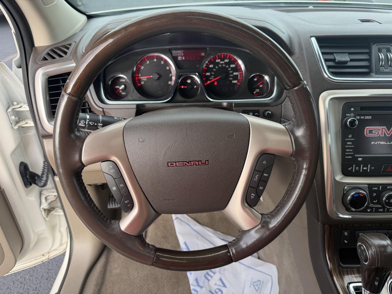 GMC Acadia AWD 4dr Denali 2013