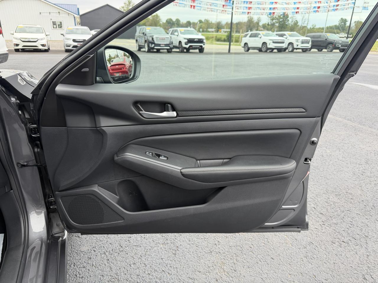 Nissan Altima SV FWD 2025