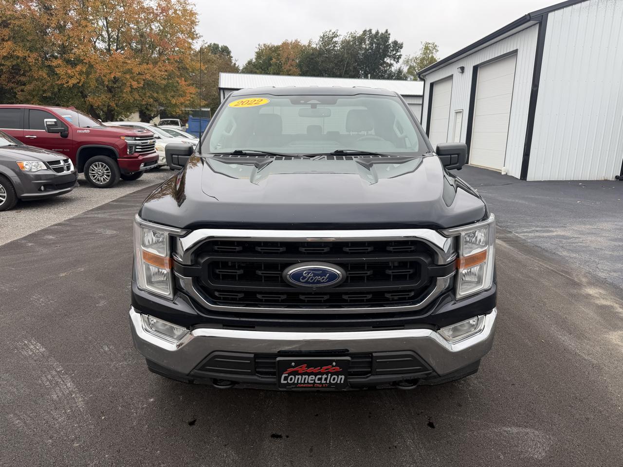 Ford F-150 4WD SuperCrew 150" XLT 2022