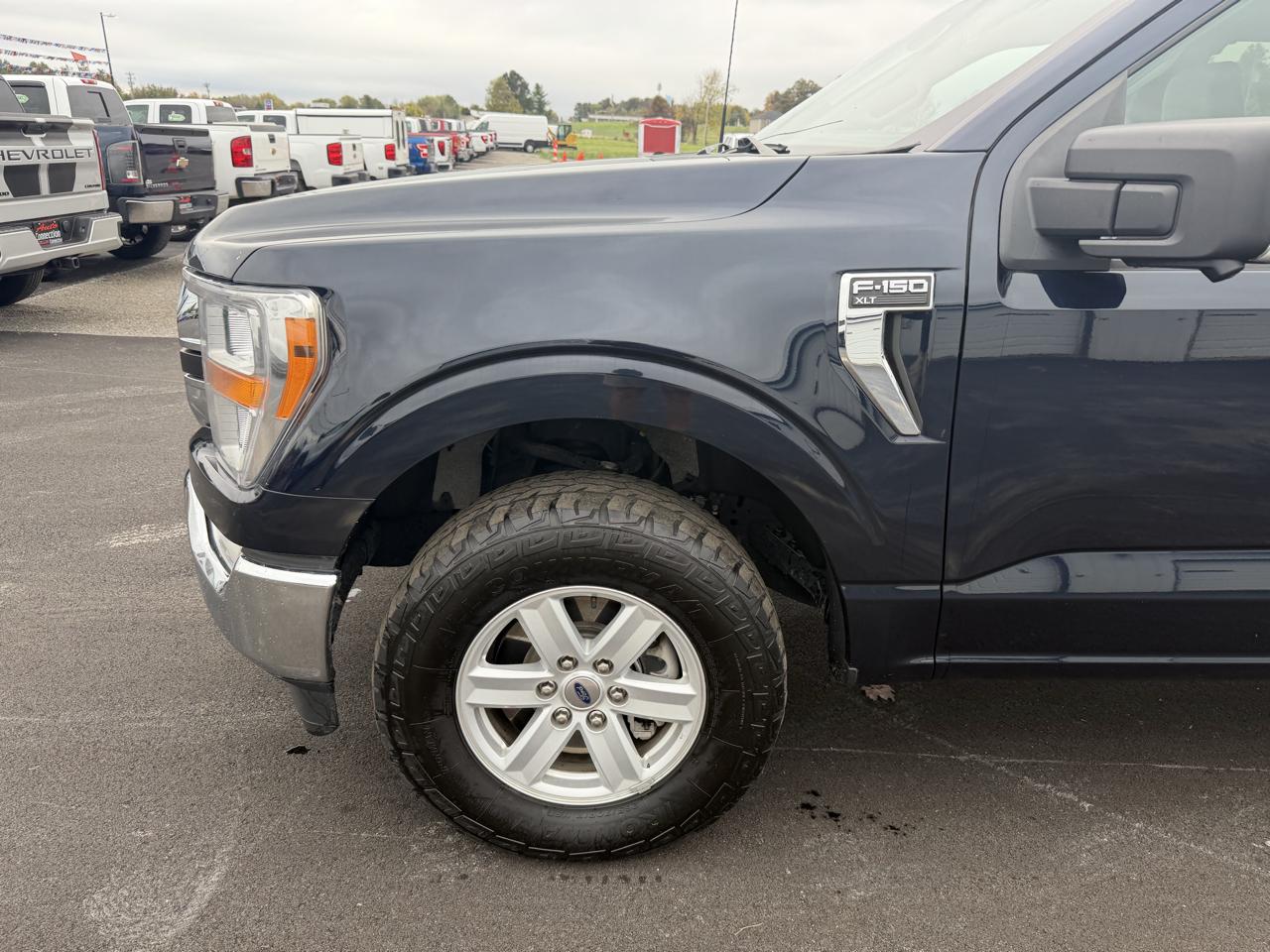 Ford F-150 4WD SuperCrew 150" XLT 2022