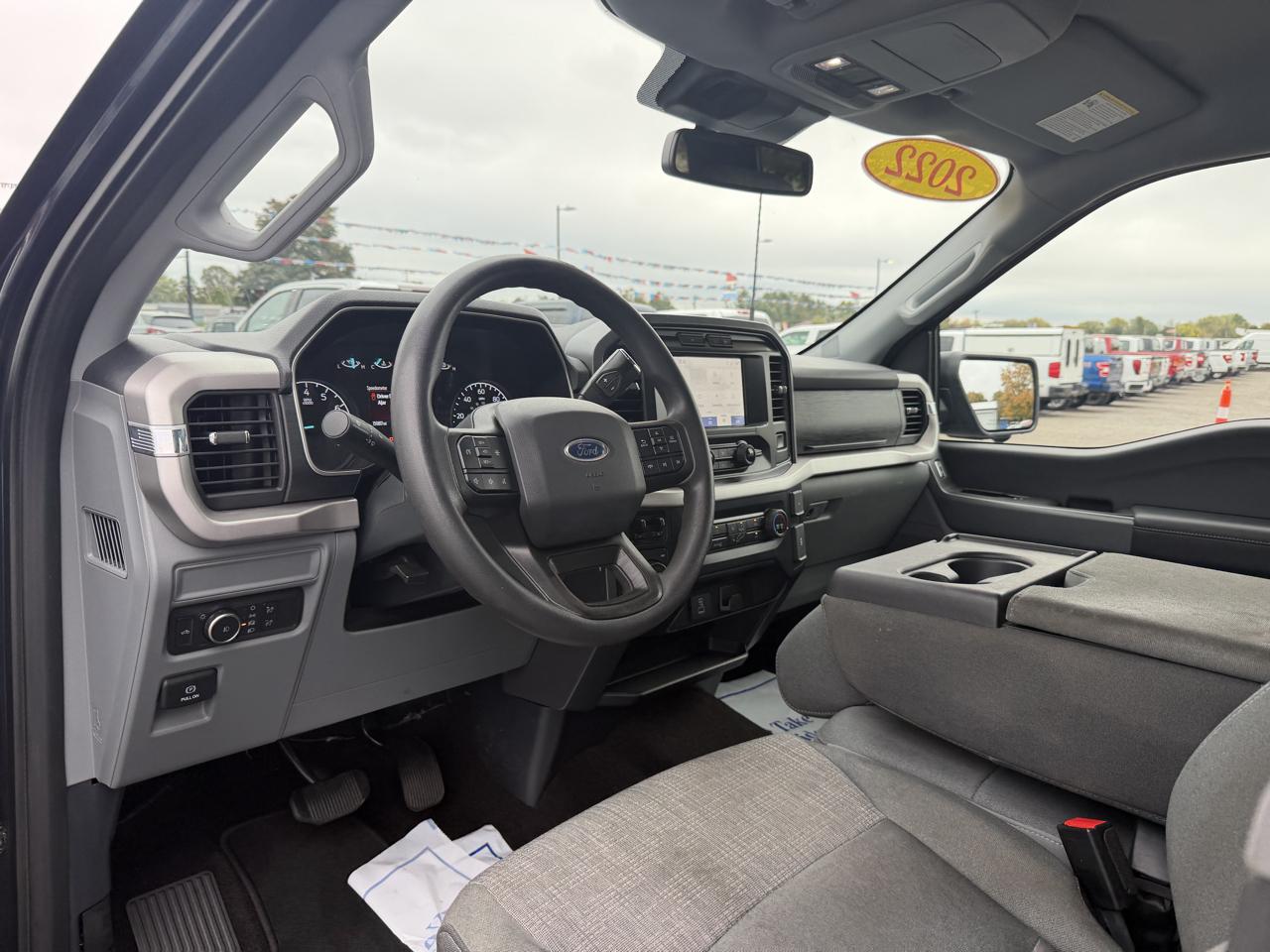 Ford F-150 4WD SuperCrew 150" XLT 2022