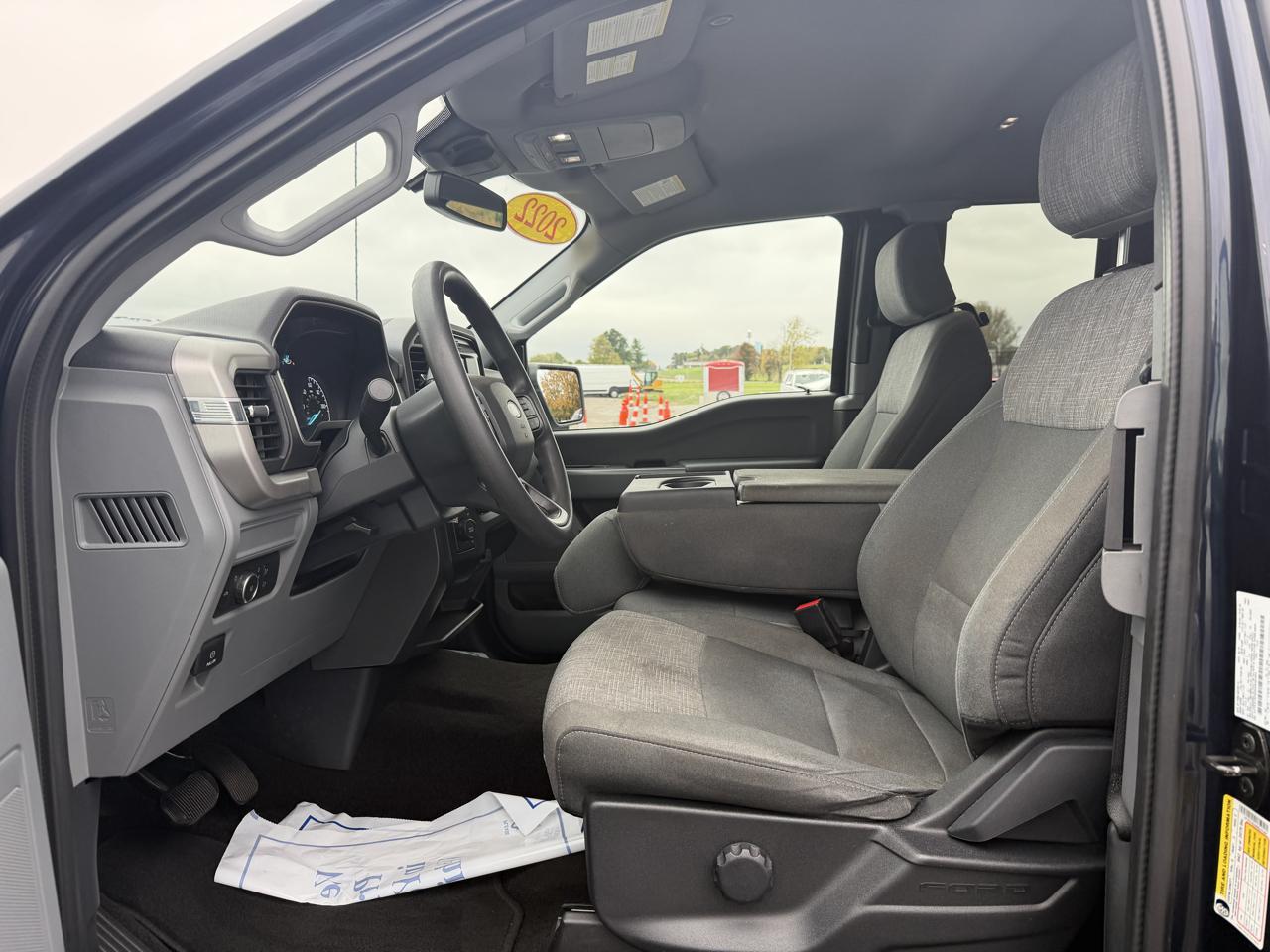 Ford F-150 4WD SuperCrew 150" XLT 2022