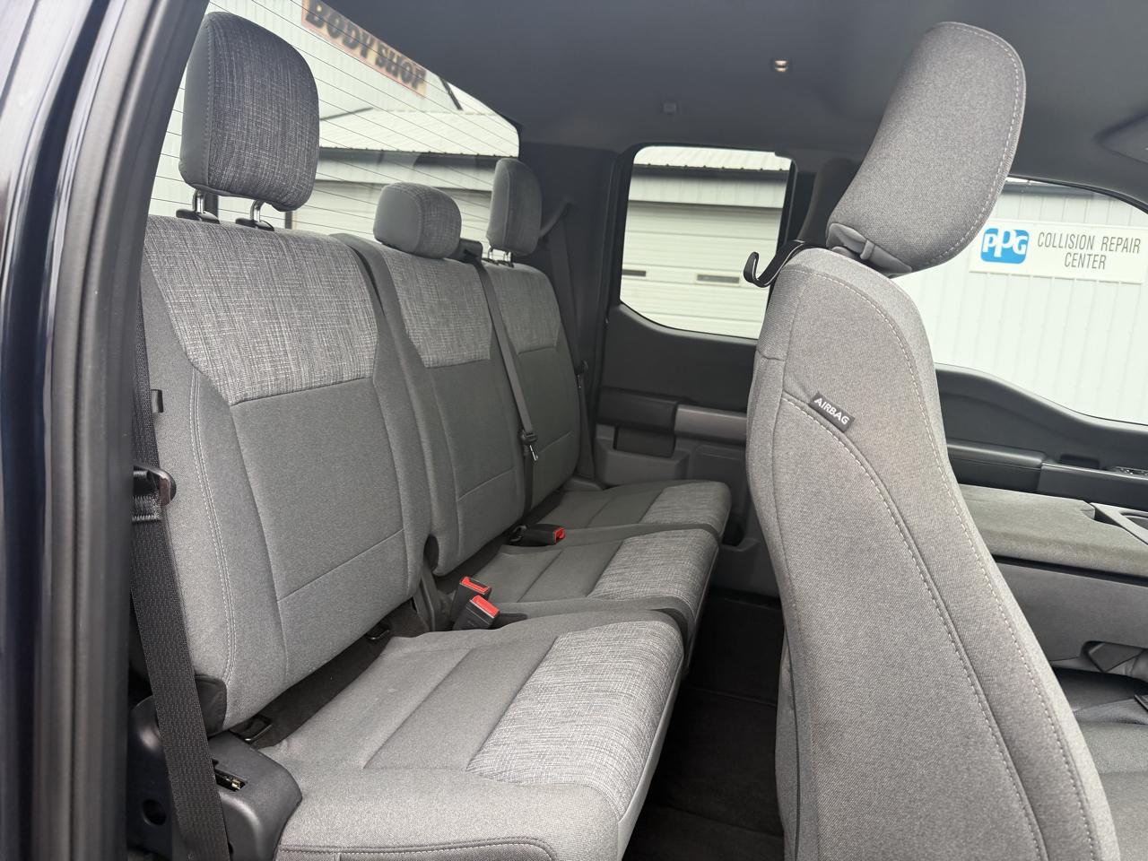 Ford F-150 4WD SuperCrew 150" XLT 2022