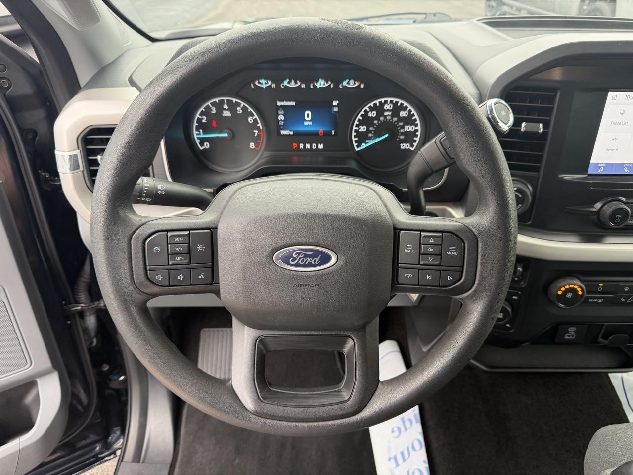 Ford F-150 4WD SuperCrew 150" XLT 2022