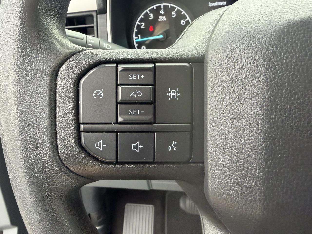 Ford F-150 4WD SuperCrew 150" XLT 2022